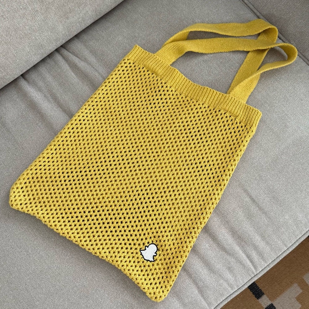 Snapchat Yellow Knit Mesh Tote Bag – Logo Patch – Polyester